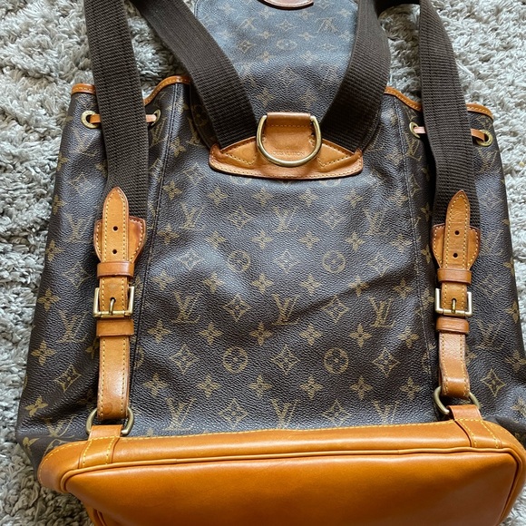 Vintage Authentic LV backpack in excellent condition! - Picture 3 of 7